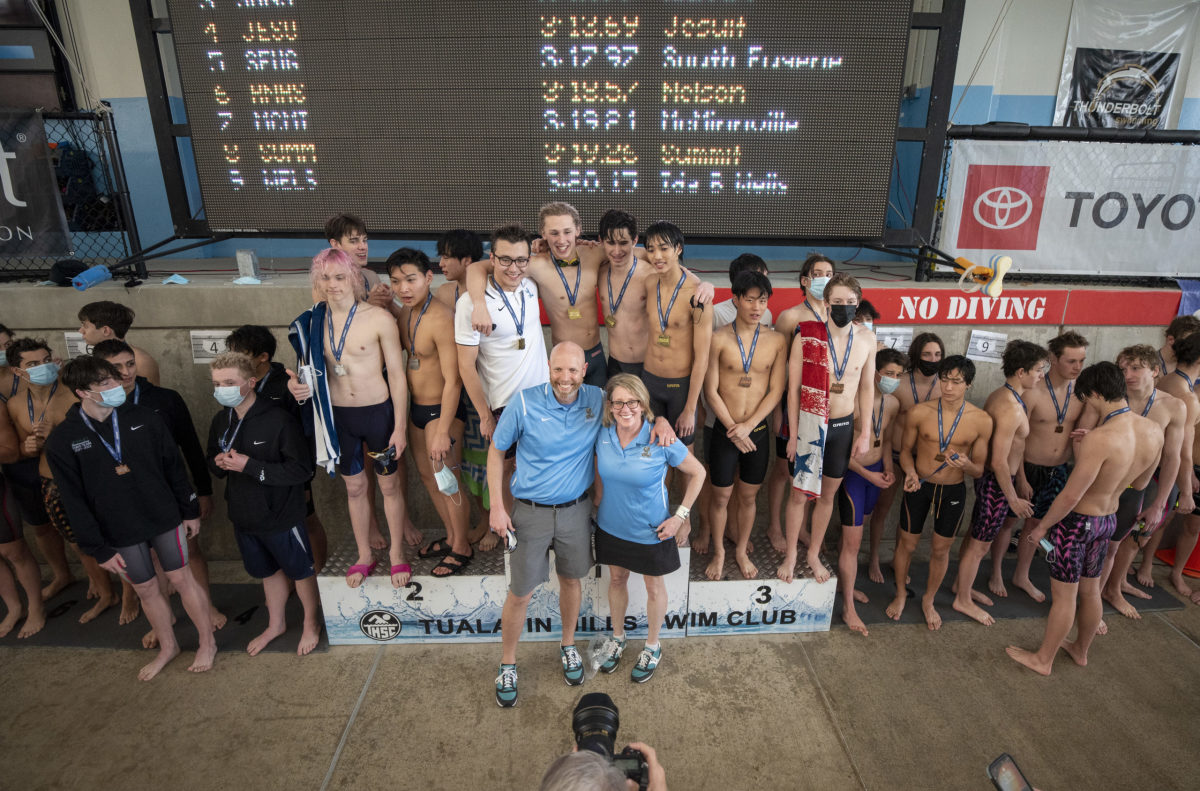 11.boys_400freelay-1